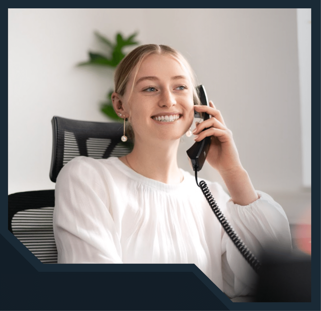 Im Erstgespräch analysieren wir Ihre IT-Infrastruktur und erstellen ein konkretes Angebot.